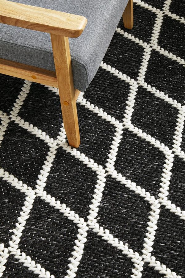 Huxley Rug (Black) by Rug Culture Fashion